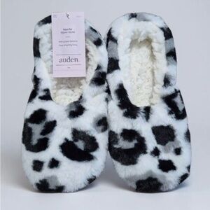 Auden Black and White Plush Slipper Socks